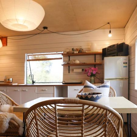 Boho Hill Apartment - Great Barrier Island Escape Okiwi Buitenkant foto